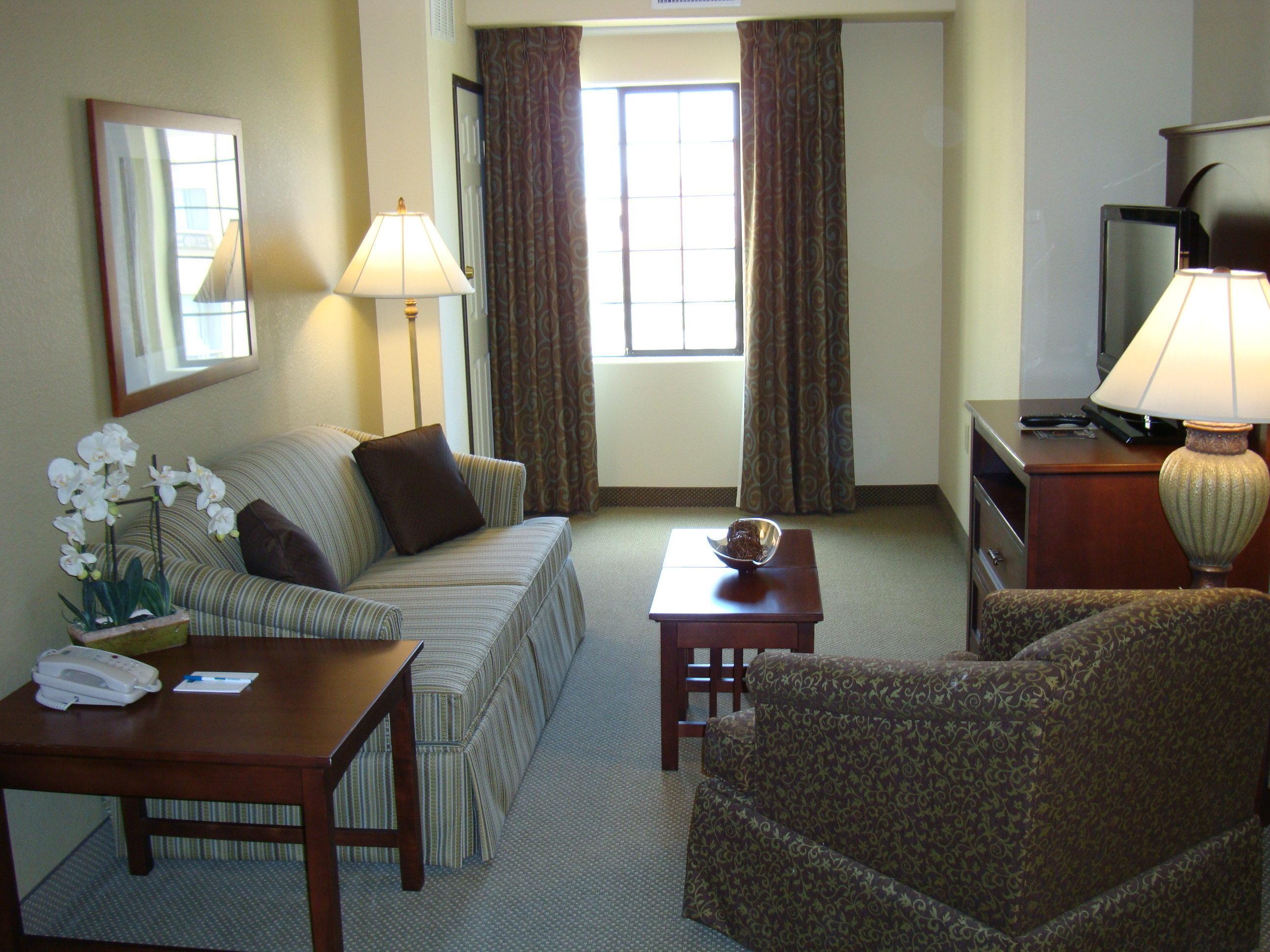 Staybridge Suites Phoenix Glendale Sports Dist By Ihg Номер фото